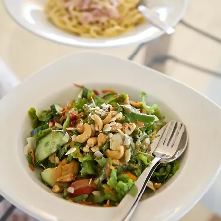 Thalassa Boutique מלון דירות 2*