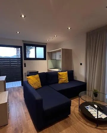 Thalassa Boutique Aparthotel 2*
