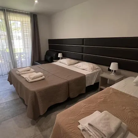 Aparthotel Thalassa Boutique Sarti