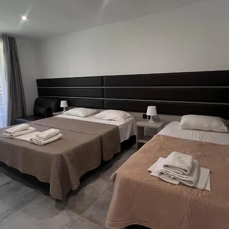 Thalassa Boutique Aparthotel Sarti
