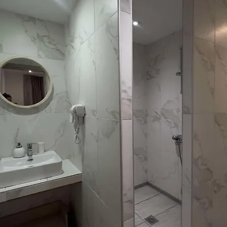 Aparthotel Thalassa Boutique Sarti