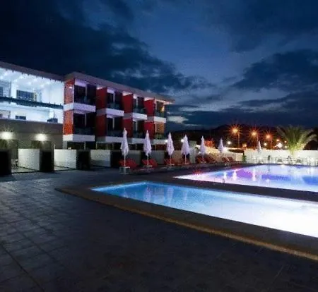 Thalassa Boutique 公寓式酒店 2*