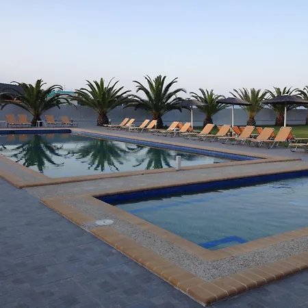 アパートホテル Thalassa Boutique