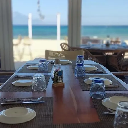 アパートホテル Thalassa Boutique