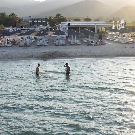 Thalassa Boutique アパートホテル