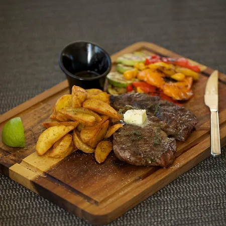 アパートホテル Thalassa Boutique サルティ