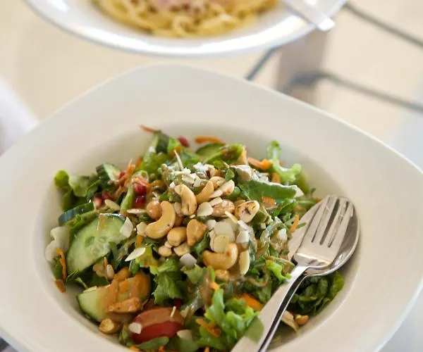 Thalassa Boutique Aparthotel 2*